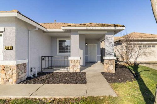 7945 Neyland Ct, Sacramento, CA, 95829-1457 | Card Image