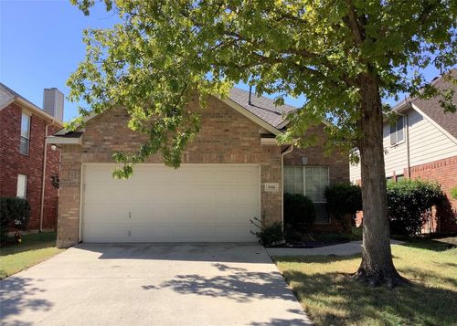 5416 Pecan Creek Cir, Fort Worth, TX, 76244-4592 | Card Image