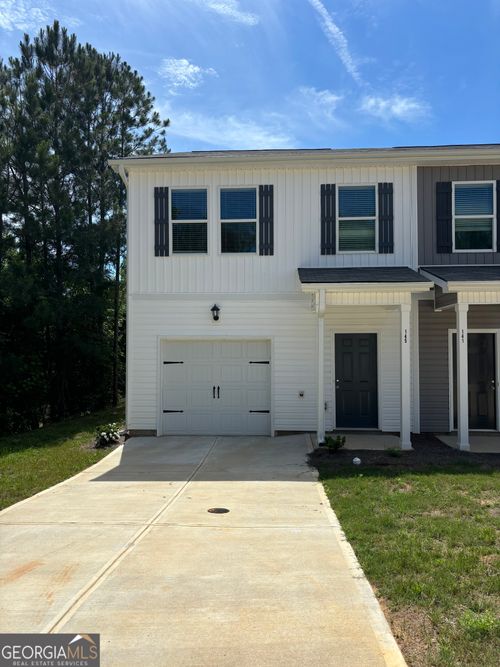 145 Red Oak Trl Nw, Milledgeville, GA, 31061-6693 | Card Image