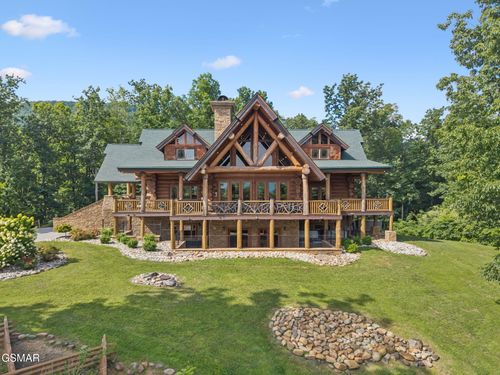 831 Big Bear Ridge Rd, Gatlinburg, TN, 37738 | Card Image