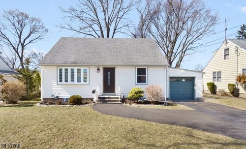 1716 Kenyon Ave, South Plainfield, NJ, 07080-4104 | Card Image