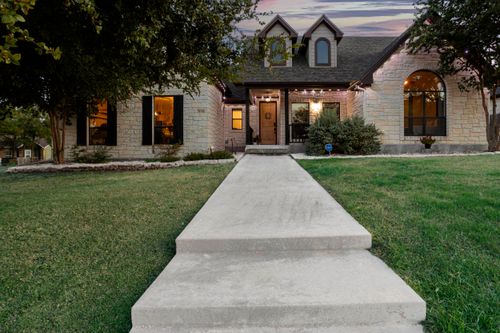 510 Woodland Park Dr, Marble Falls, TX, 78654-4659 | Card Image