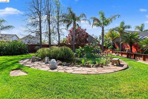 101 Concannon Ct, Oakley, CA, 94561-3004 | Card Image