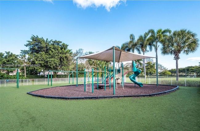 1967 Timberline Rd, House other with 4 bedrooms, 3 bathrooms and null parking in Weston FL | Image 36