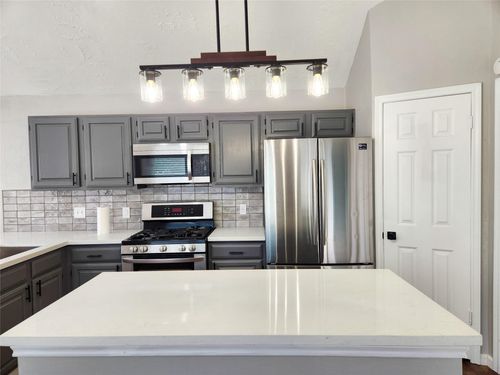 2118 Creston Dr, Spring, TX, 77386-2501 | Card Image