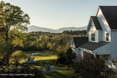 336 Main St, Germantown, NY, 12526-5333 | Card Image