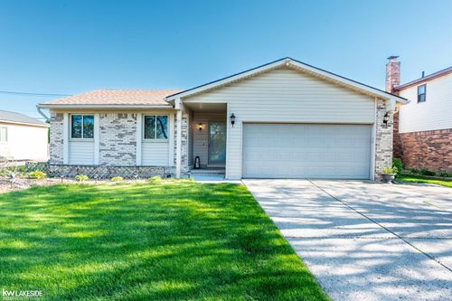 17699 Kuecken Street, Clinton Charter Township, MI, 48038 | Card Image