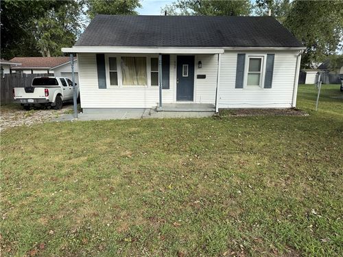 402 Se 7th St, Casey, IL, 62420-2068 | Card Image