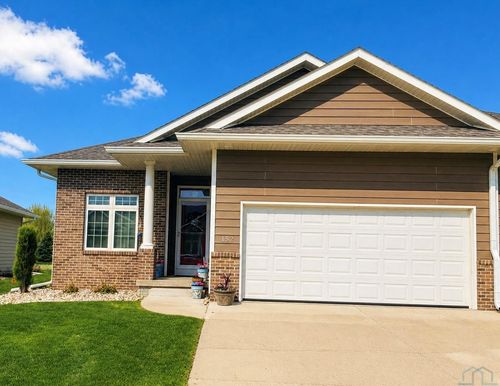 152 Brookline Trl, Dakota Dunes, SD, 57049 | Card Image