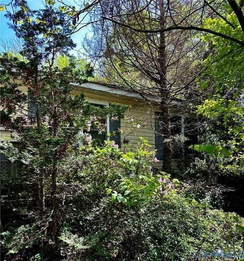 911 Herbert St, Richmond, VA, 23225-4409 | Card Image