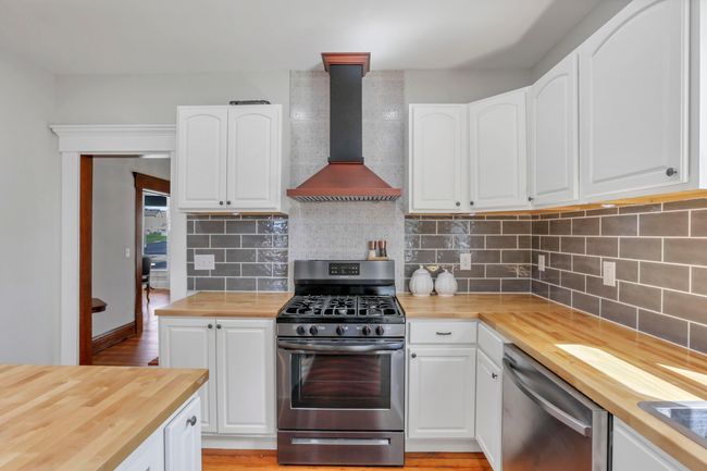 127 W Main St, House other with 4 bedrooms, 3 bathrooms and null parking in Amanda OH | Image 18