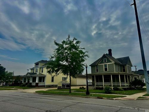 529 W Jefferson Blvd, Fort Wayne, IN, 46802-2905 | Card Image