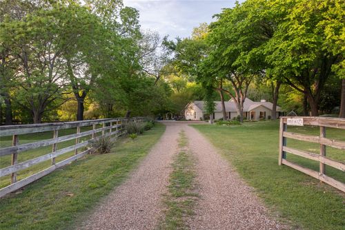 1451 Meandro Ria Ln, Fairview, TX, 75069-9192 | Card Image