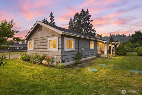 14937 133rd Ave Se, Renton, WA, 98058-2861 | Card Image
