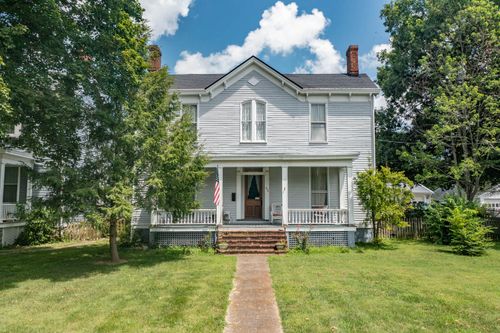 256 2nd St, Paris, KY, 40361-1639 | Card Image