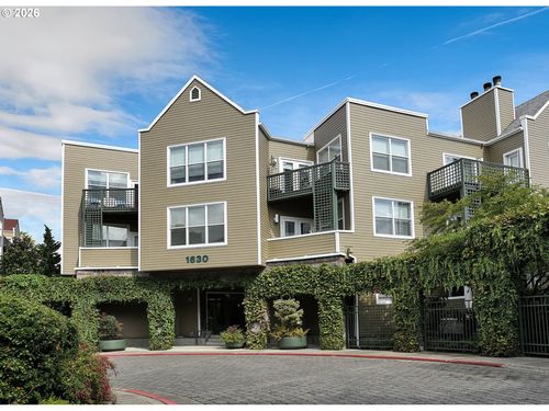 1630 S Harbor Way, Portland, OR, 97201 | Card Image