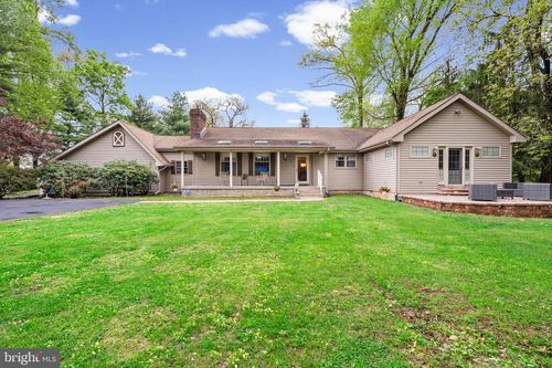 612 Doublewoods Rd, LANGHORNE, PA, 19047-2316 | Card Image