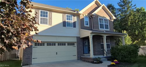17497 Woodshire Dr, Strongsville, OH, 44149-6029 | Card Image