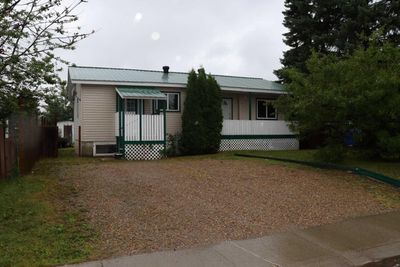 5104 50 St, House detached with 3 bedrooms, 1 bathrooms and 2 parking in Peers AB | Image 1