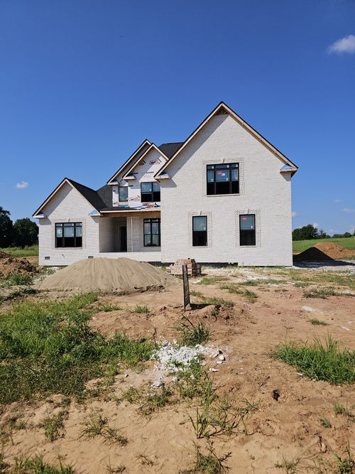 4992 Royal View Way, Clarksville, TN, 37040-3678 | Card Image