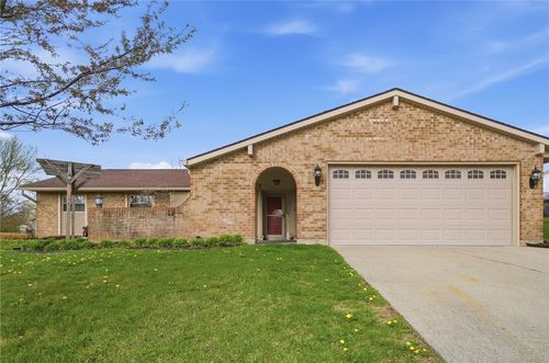 7521 Glenhurst Dr, Dayton, OH, 45414-2225 | Card Image