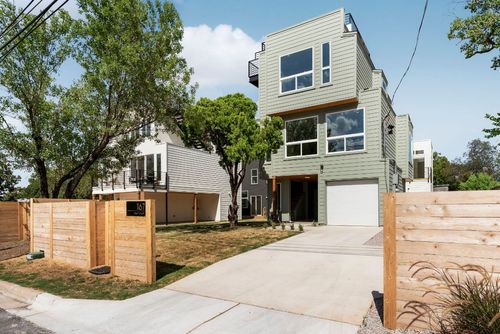 1167 Bedford St, Austin, TX, 78702-2403 | Card Image