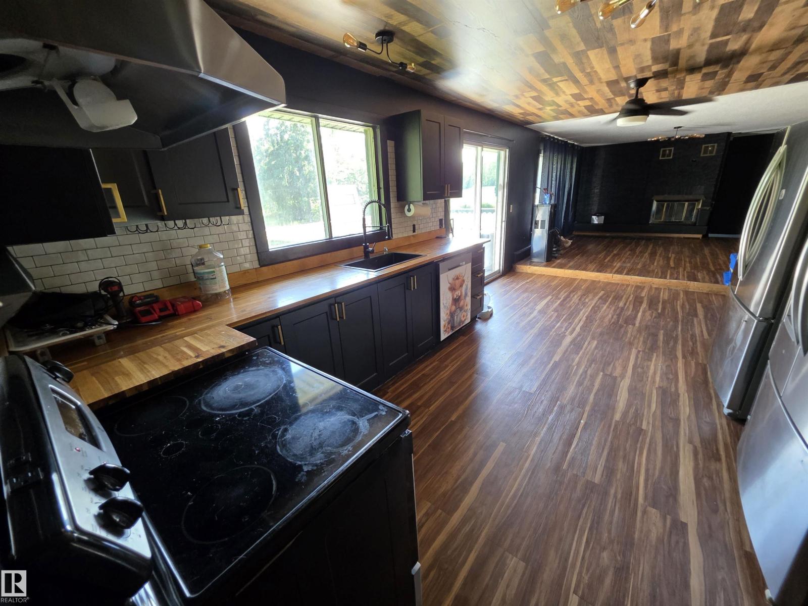 Residential in Rural Parkland County 2