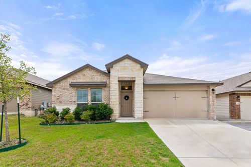 105 Rearden Blvd, Jarrell, TX, 76537-0658 | Card Image