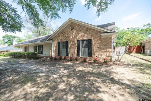 1116 Kingspark Dr, Tyler, TX, 75703-3939 | Card Image