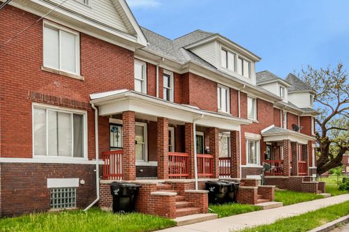 8520 Brush St, Detroit, MI, 48202-2258 | Card Image