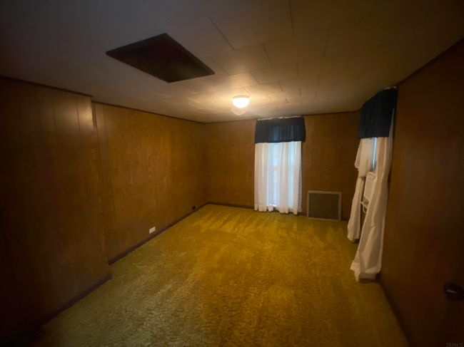 111 W 3 Rd St, House other with 3 bedrooms, 2 bathrooms and null parking in Rochester IN | Image 11