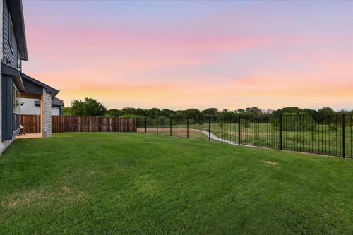 10000 Sequoia St, Providence Village, TX, 76227-5631 | Card Image