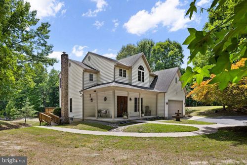7601 Tributary Ct, FREDERICKSBURG, VA, 22408-8805 | Card Image