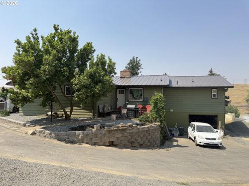 73877 Caldwell Ln, Pendleton, OR, 97801-9598 | Card Image