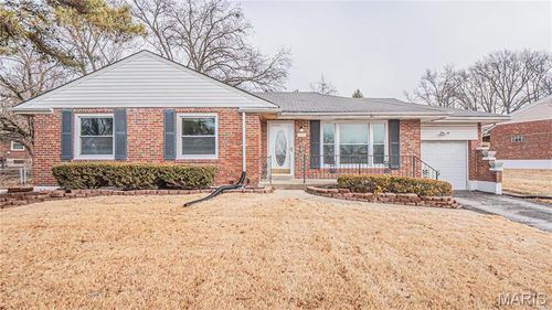 1209 Hamlet Ct, Saint Louis, MO, 63137-1119 | Card Image