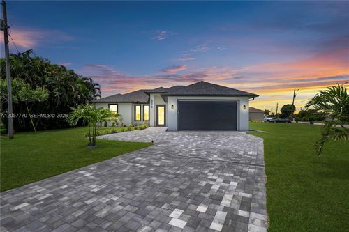 824 Sw 15th Street, Cape Coral, FL, 33991 | Card Image