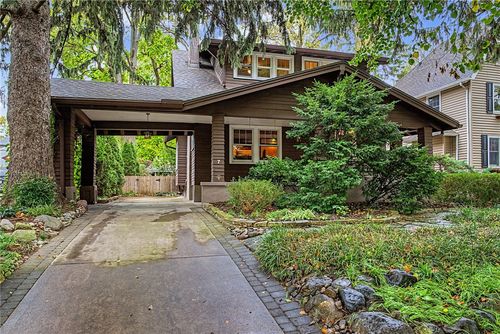 7 Wisteria Drive, Oakwood, OH, 45419 | Card Image