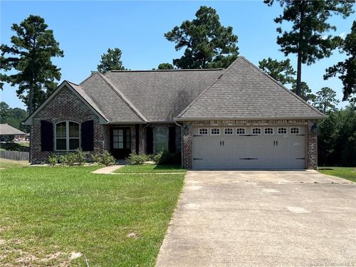 137 James Dr, Leesville, LA, 71446-2162 | Card Image