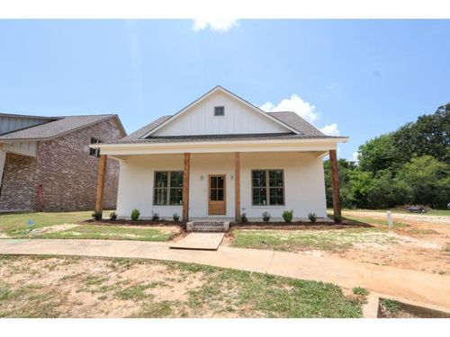 138 Northgate Cir, Saltillo, MS, 38866-8306 | Card Image