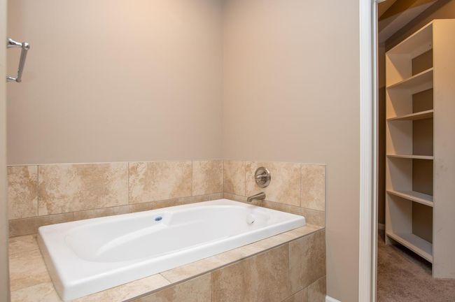 154 Kings Pointe Dr, Townhouse with 2 bedrooms, 2 bathrooms and null parking in Delano MN | Image 22