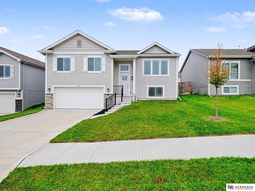 11110 Baker St, Omaha, NE, 68142-1181 | Card Image