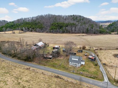 38813 Widener Valley Rd, Chilhowie, VA, 24319-3607 | Card Image