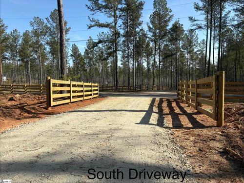 336 Berry Rd, Pelzer, SC, 29669-9672 | Card Image