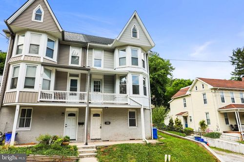 167 Hanover St, GLEN ROCK, PA, 17327-1022 | Card Image