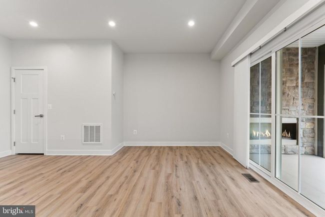 7769 Blackburn Ridge Dr, Townhouse with 4 bedrooms, 4 bathrooms and null parking in MANASSAS VA | Image 25