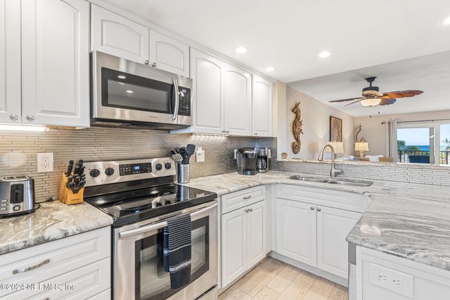 UNIT-301 - 4 Ocean Trace Rd, Condo with 3 bedrooms, 2 bathrooms and null parking in Saint Augustine FL | Image 4