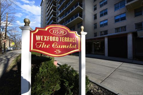 16l-175-20 Wexford Ter, Jamaica, NY, 11432-2875 | Card Image
