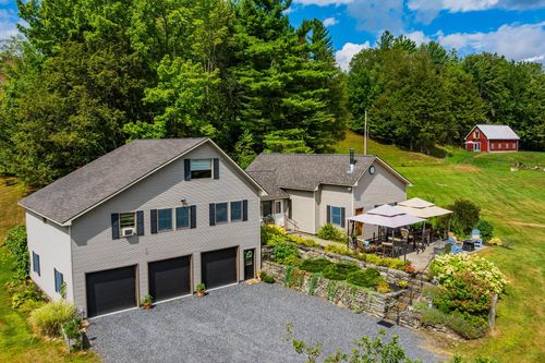 157 Dartt Hill Rd, Bethel, VT, 05032-9717 | Card Image