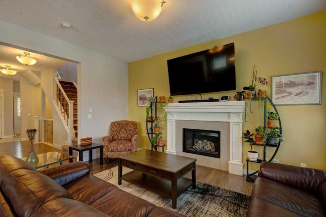 110 Drake Landing Terr, House other with 3 bedrooms, 3 bathrooms and 3 parking in Okotoks AB | Image 10