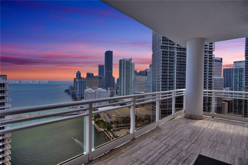 3204-901 Brickell Key Blvd, Miami, FL, 33131-3732 | Card Image